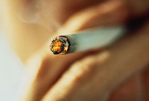 Závislosť od fajčenia je spôsobená nikotínom